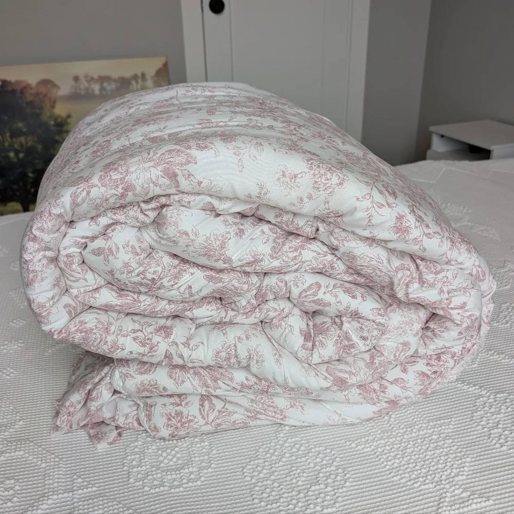 Rachel Zoe Pink Floral Quilted Comforter Twin Cottagecore Shabby Chic 90x66